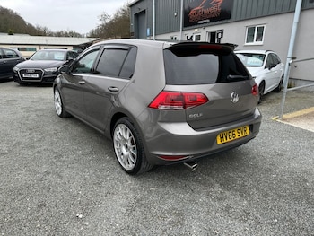 Used Volkswagen Golf 2016 for sale - 77792357: Photo