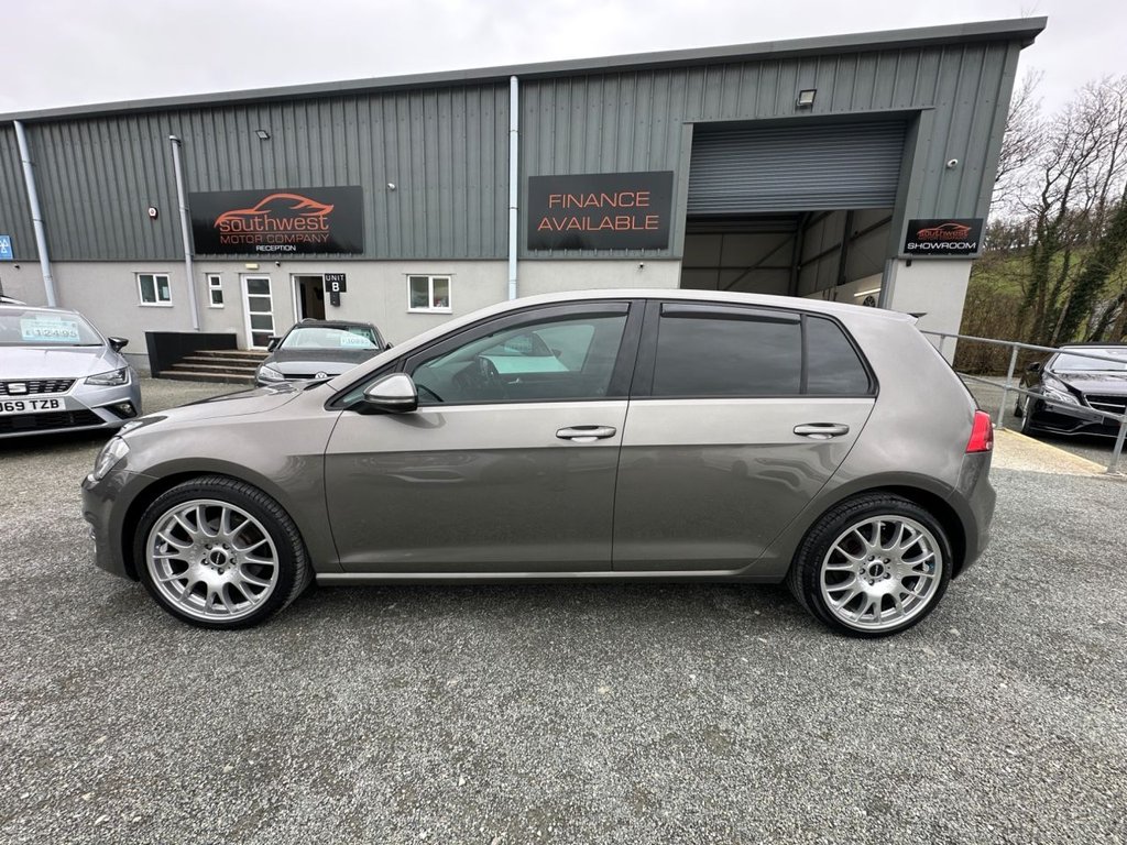 Used Volkswagen Golf 2016 for sale - 77792357: Photo 7