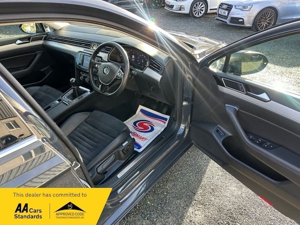 Used Volkswagen Passat 2017 for sale - 76034982: Photo 40