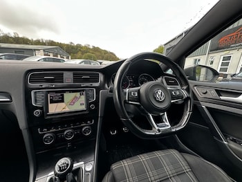 Used Volkswagen Golf 2017 for sale - 78271866: Photo