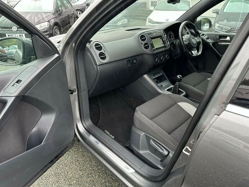 Used Volkswagen Tiguan 2015 for sale - 76035014: Photo 12