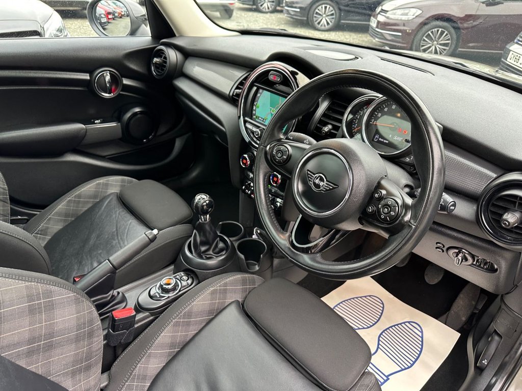 Used MINI Hatch 2018 for sale - 76235837: Photo 10