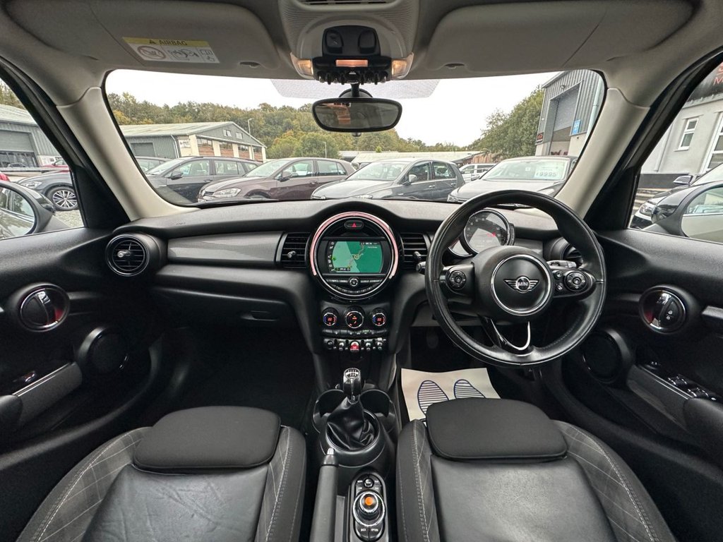 Used MINI Hatch 2018 for sale - 76235837: Photo 19