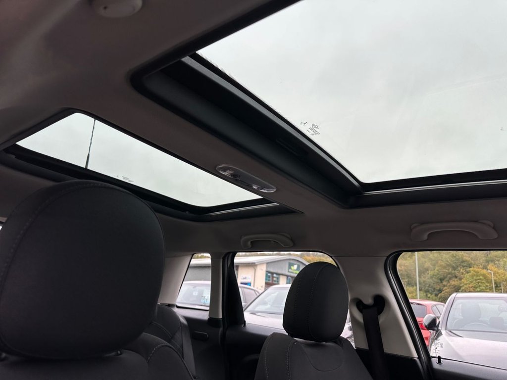 Used MINI Hatch 2018 for sale - 76235837: Photo 32