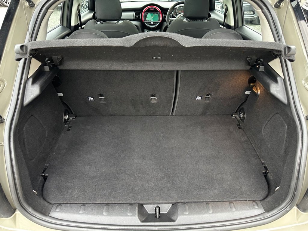 Used MINI Hatch 2018 for sale - 76235837: Photo 35