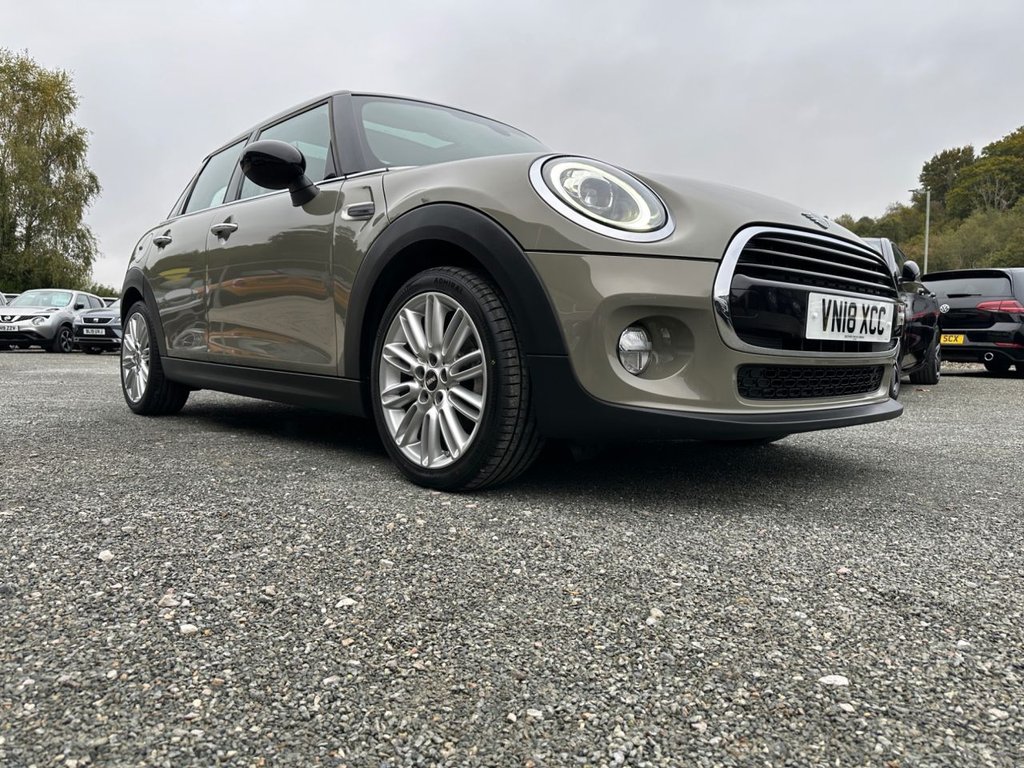 Used MINI Hatch 2018 for sale - 76235837: Photo 48