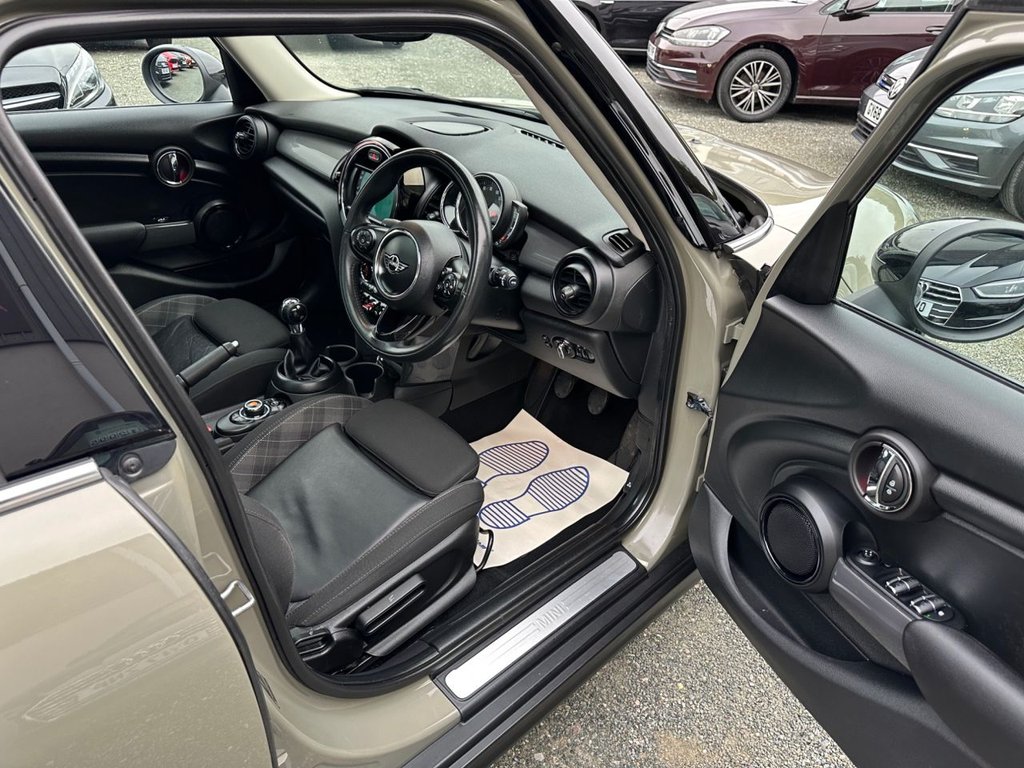 Used MINI Hatch 2018 for sale - 76235837: Photo 9