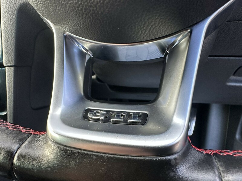 Vehicle 33