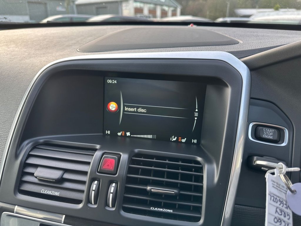 Used Volvo XC60 2016 for sale - 76923842: Photo 25