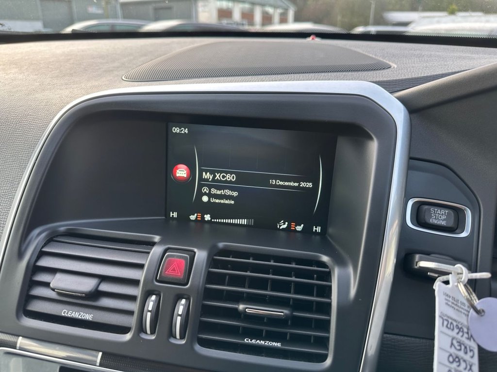 Used Volvo XC60 2016 for sale - 76923842: Photo 28