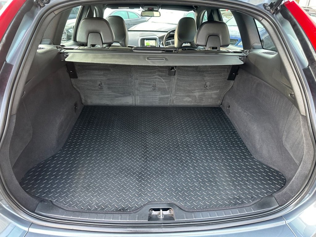 Used Volvo XC60 2016 for sale - 76923842: Photo 37