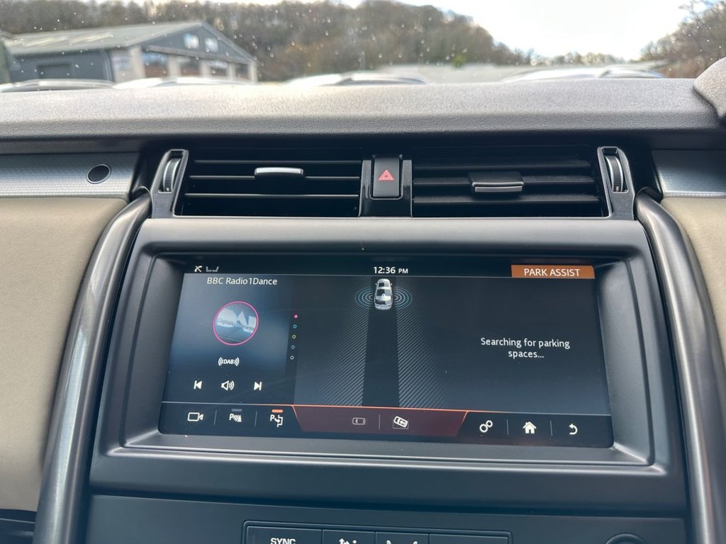 Used Land Rover Discovery 2020 for sale - 76547220: Photo 25