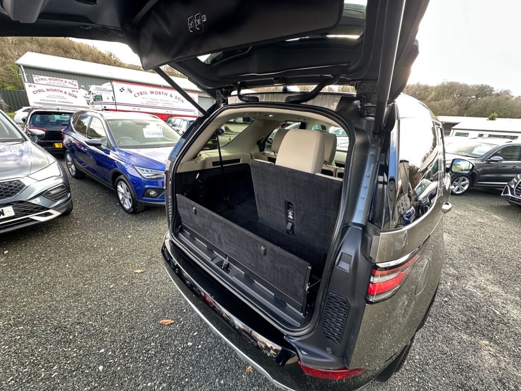 Used Land Rover Discovery 2020 for sale - 76547220: Photo 42