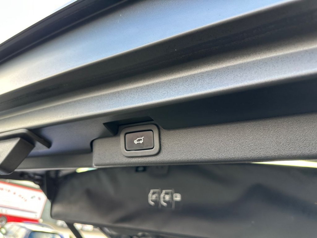 Used Land Rover Discovery 2020 for sale - 76547220: Photo 44