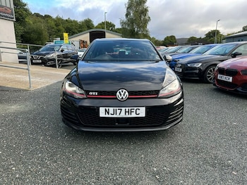 Used Volkswagen Golf 2017 for sale - 75833292: Photo