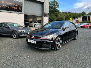 Used Volkswagen Golf 2017 for sale - 75833292: Photo