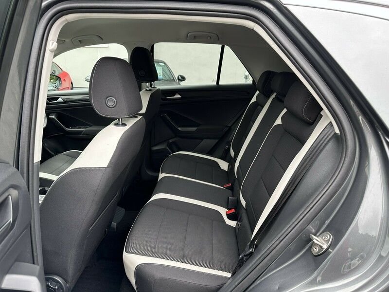 Used Volkswagen T-Roc 2018 for sale - 76034986: Photo 16