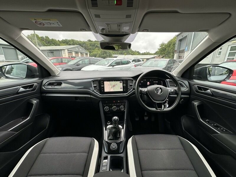 Used Volkswagen T-Roc 2018 for sale - 76034986: Photo 19