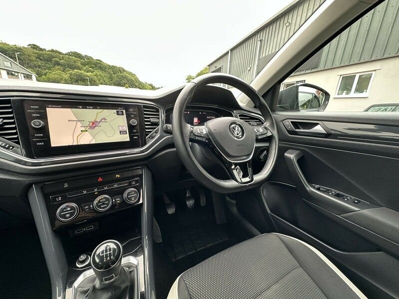 Used Volkswagen T-Roc 2018 for sale - 76034986: Photo 20