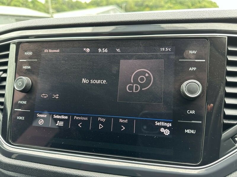 Used Volkswagen T-Roc 2018 for sale - 76034986: Photo 25