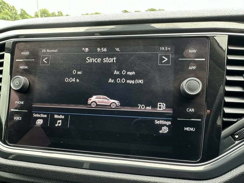 Used Volkswagen T-Roc 2018 for sale - 76034986: Photo 30