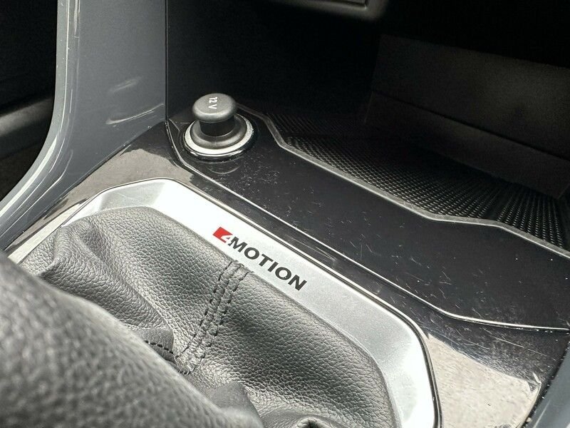 Used Volkswagen T-Roc 2018 for sale - 76034986: Photo 36