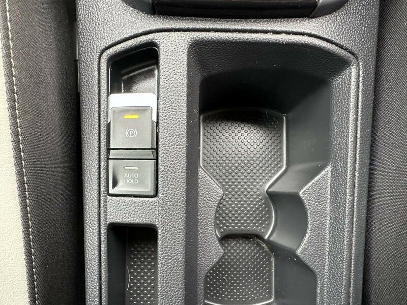 Used Volkswagen T-Roc 2018 for sale - 76034986: Photo 37