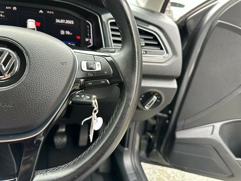 Used Volkswagen T-Roc 2018 for sale - 76034986: Photo 40