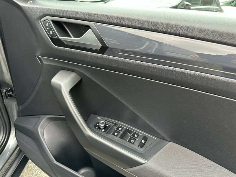 Used Volkswagen T-Roc 2018 for sale - 76034986: Photo 43