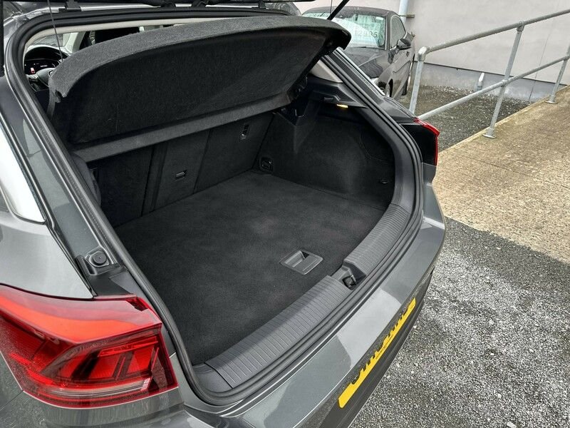 Used Volkswagen T-Roc 2018 for sale - 76034986: Photo 44