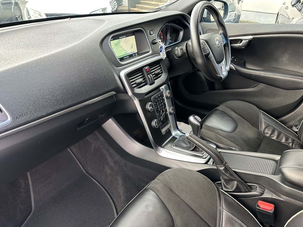 Used Volvo V40 2016 for sale - 77703914: Photo 13