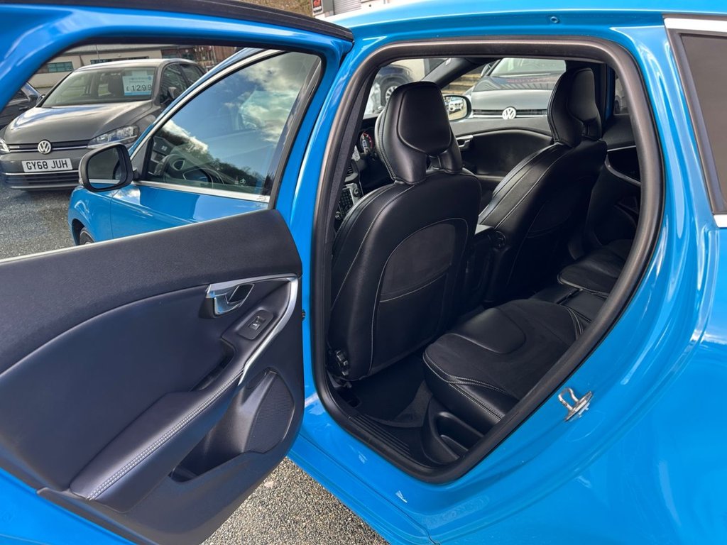 Used Volvo V40 2016 for sale - 77703914: Photo 15