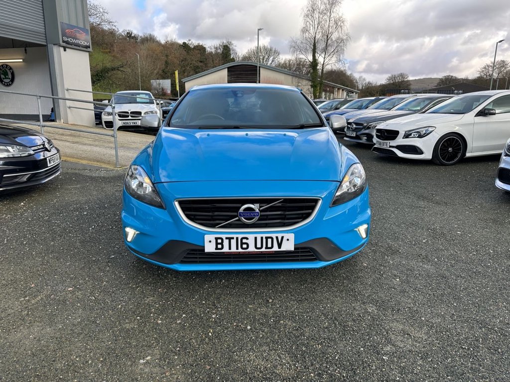 Used Volvo V40 2016 for sale - 77703914: Photo 2