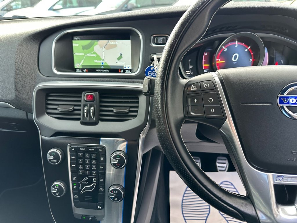 Used Volvo V40 2016 for sale - 77703914: Photo 28