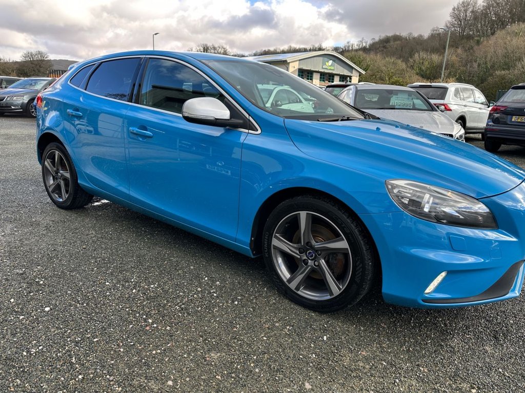 Used Volvo V40 2016 for sale - 77703914: Photo 39