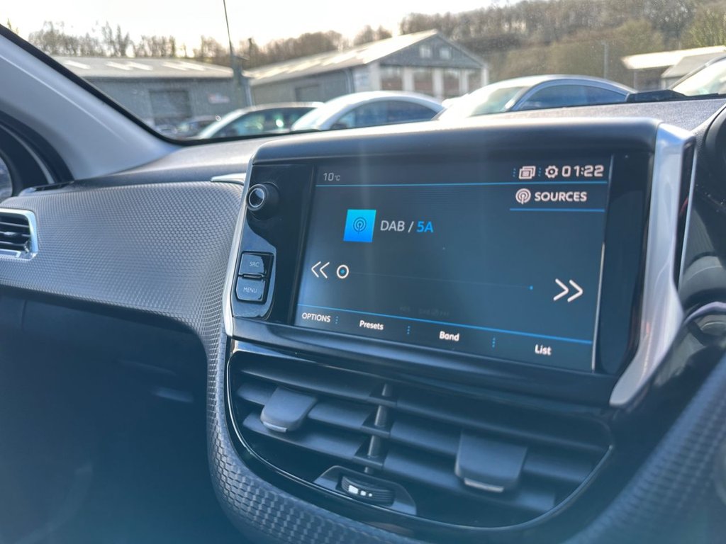 Used Peugeot 2008 2017 for sale - 77547539: Photo 27