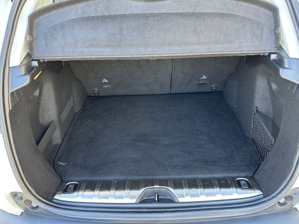 Used Peugeot 2008 2017 for sale - 77547539: Photo 37