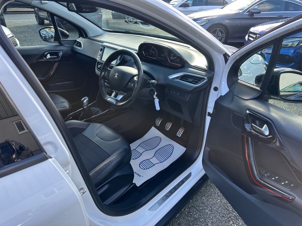 Used Peugeot 2008 2017 for sale - 77547539: Photo 9