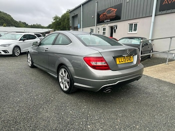 Used Mercedes-Benz C-Class 2013 for sale - 75123254: Photo