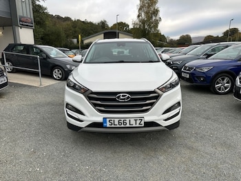 Used Hyundai TUCSON 2016 for sale - 76279984: Photo 2