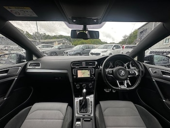 Used Volkswagen Golf 2016 for sale - 78619627: Photo