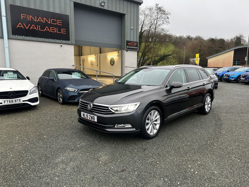 Used Volkswagen Passat 2019 for sale - 76973657: Photo 3