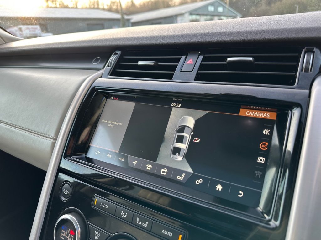 Used Land Rover Discovery 2017 for sale - 76868110: Photo 27