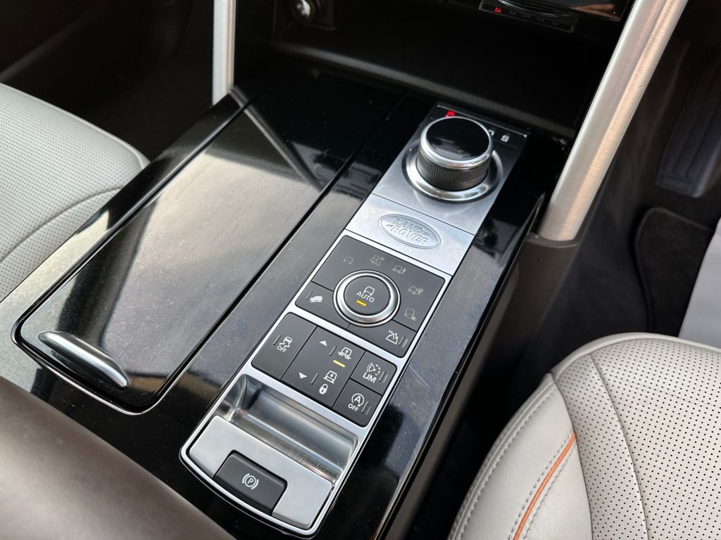 Used Land Rover Discovery 2017 for sale - 76868110: Photo 35