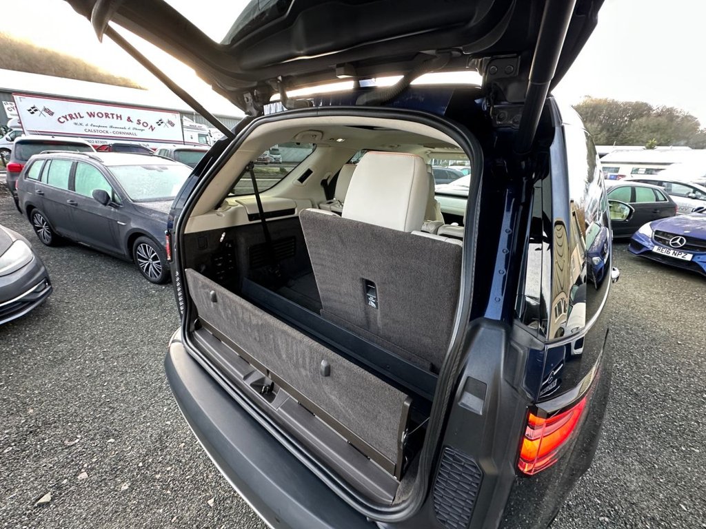 Used Land Rover Discovery 2017 for sale - 76868110: Photo 48