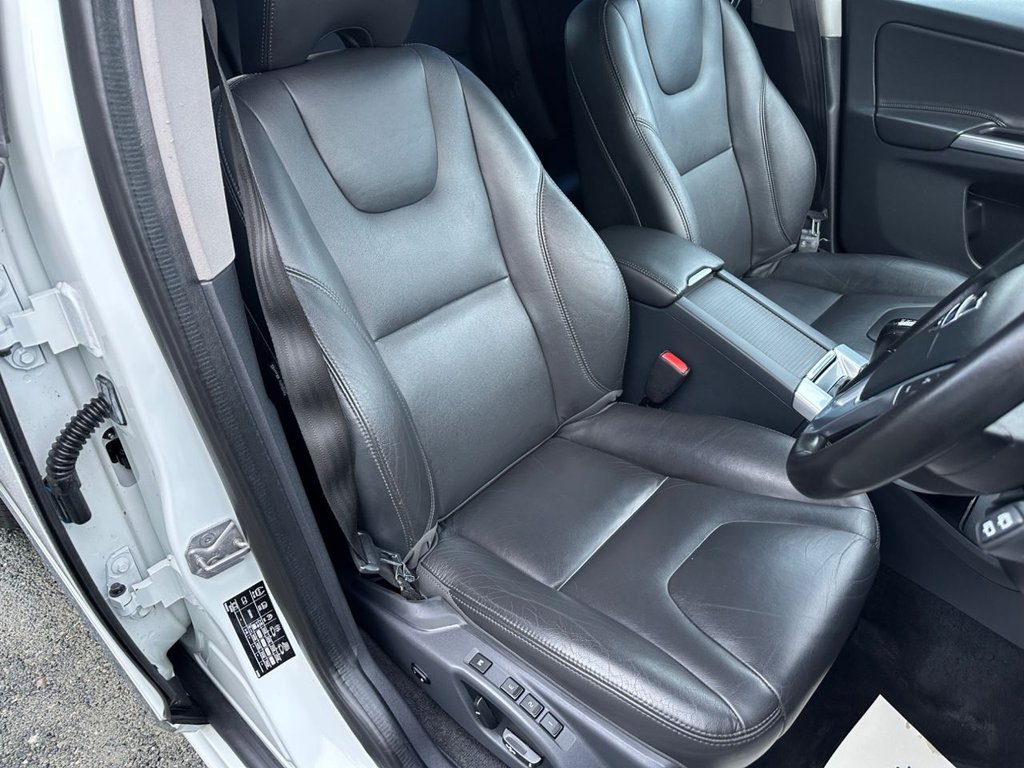 Used Volvo XC60 2016 for sale - 77172330: Photo 11