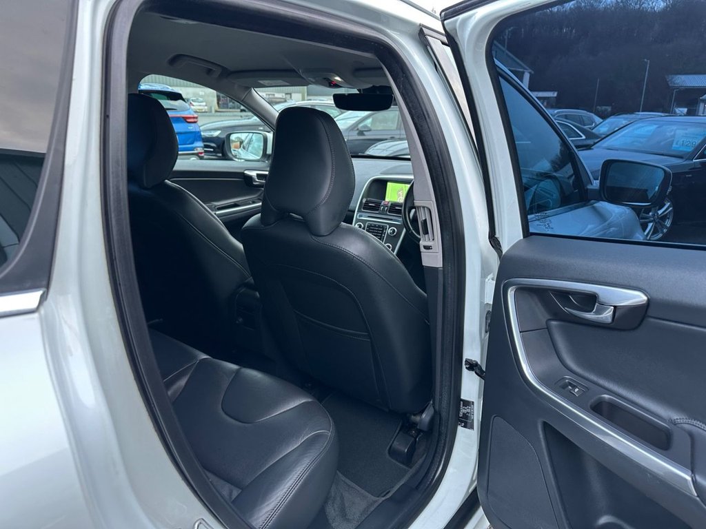 Used Volvo XC60 2016 for sale - 77172330: Photo 17