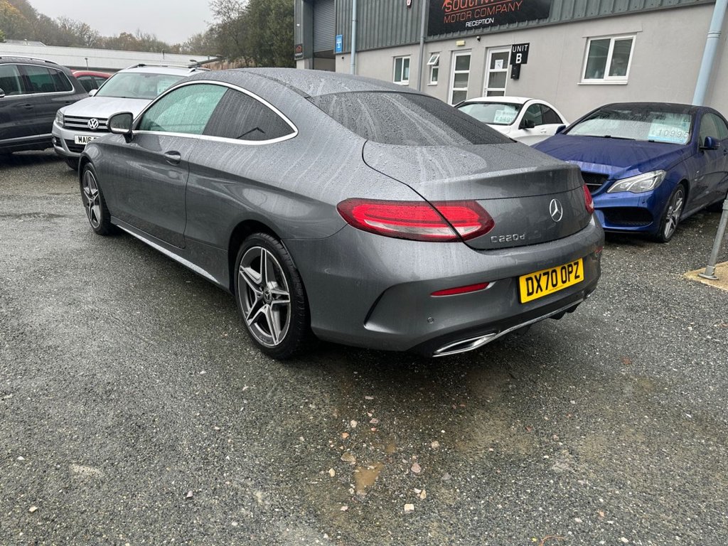 Used Mercedes-Benz C Class 2020 for sale - 76470568: Photo 4