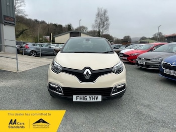 Used Renault Captur 2016 for sale - 76035009: Photo 2