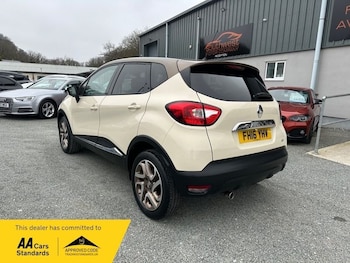 Used Renault Captur 2016 for sale - 76035009: Photo 4